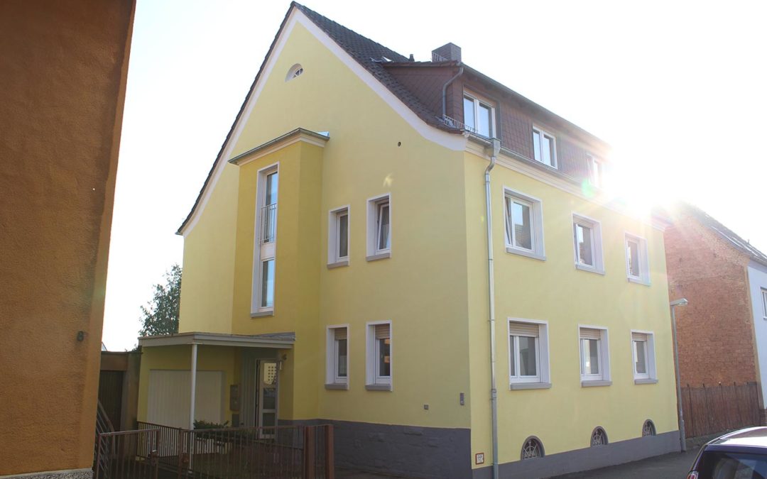 Fassade gelb